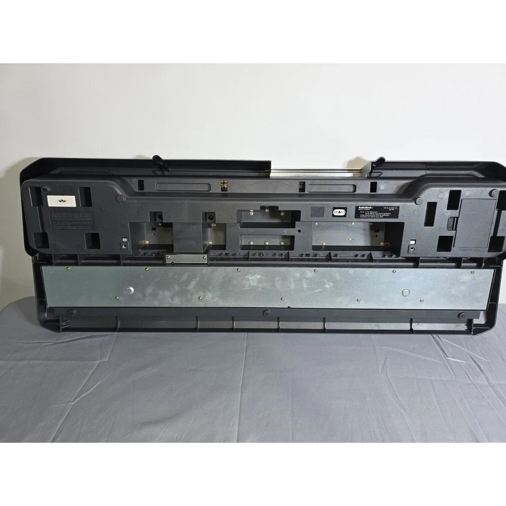 Radio Shack MD-982 61-Key Portable Electronic Keyboard & Power Suppy.